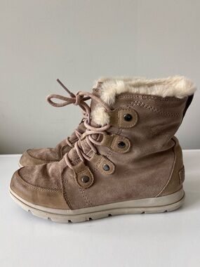 Sorel Women's Explorer Joan Waterproof Suede Lace up Snow Boots Size 8